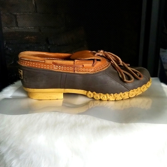 LL Bean Womens 7W fits 7.5 to 8 Waterproof Shoe, Outdoor Rain - Picture 4 of 9